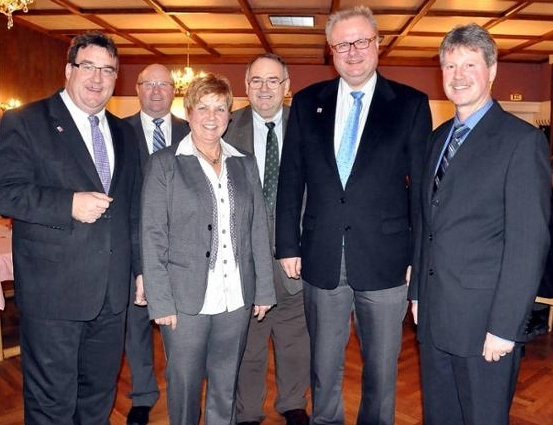 Staatssekretr Mark Weinmeister, Jrgen Lepper, Veronika Backes, Bernd Siebert MdB, Minister Dr. Thomas Schfer, Brgermeister Klemens Olbrich